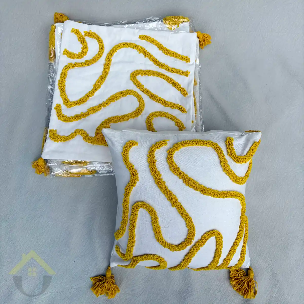 Bohemian Pillow Case - Gold Curves