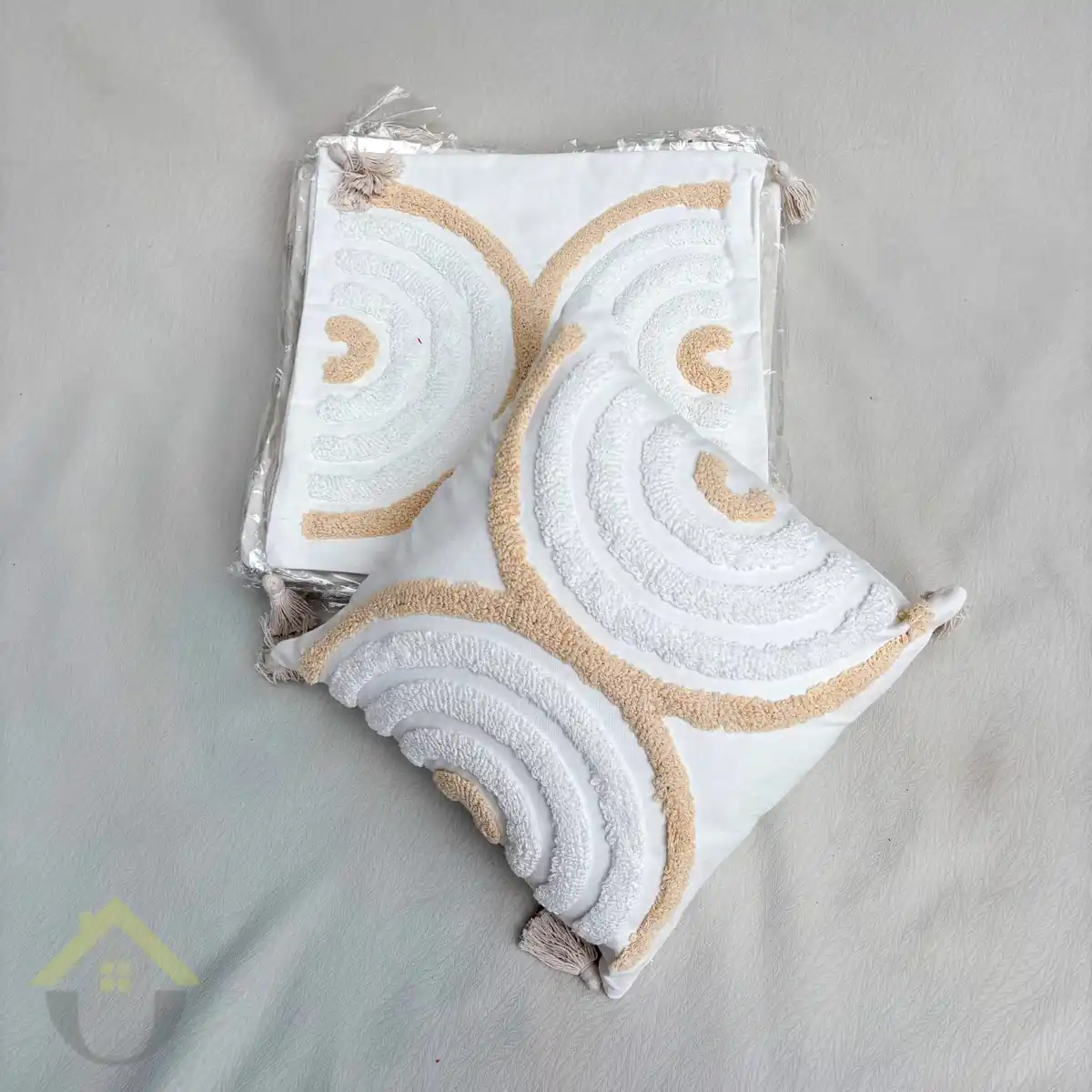 Bohemian Pillow Case - White Beige Curves